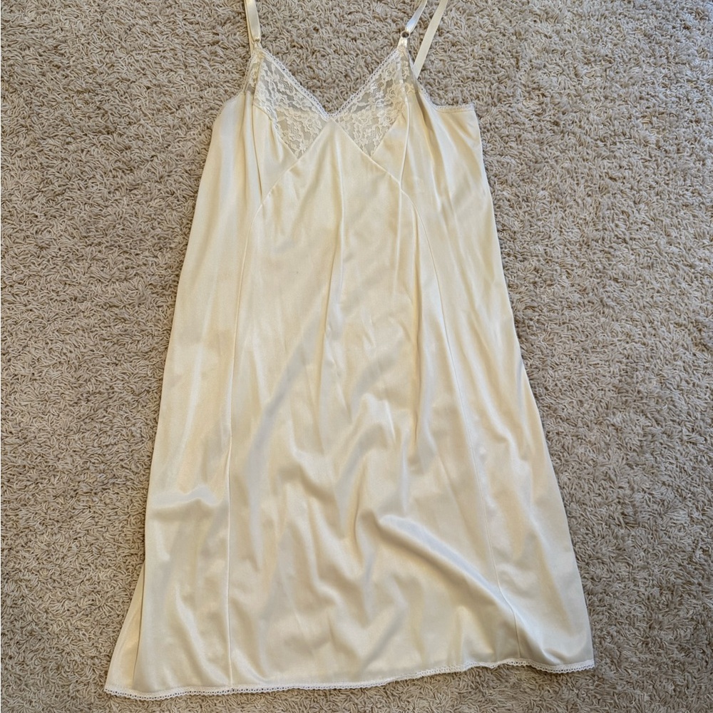 Vintage Elegant Cream Lace Trim Slip Dress